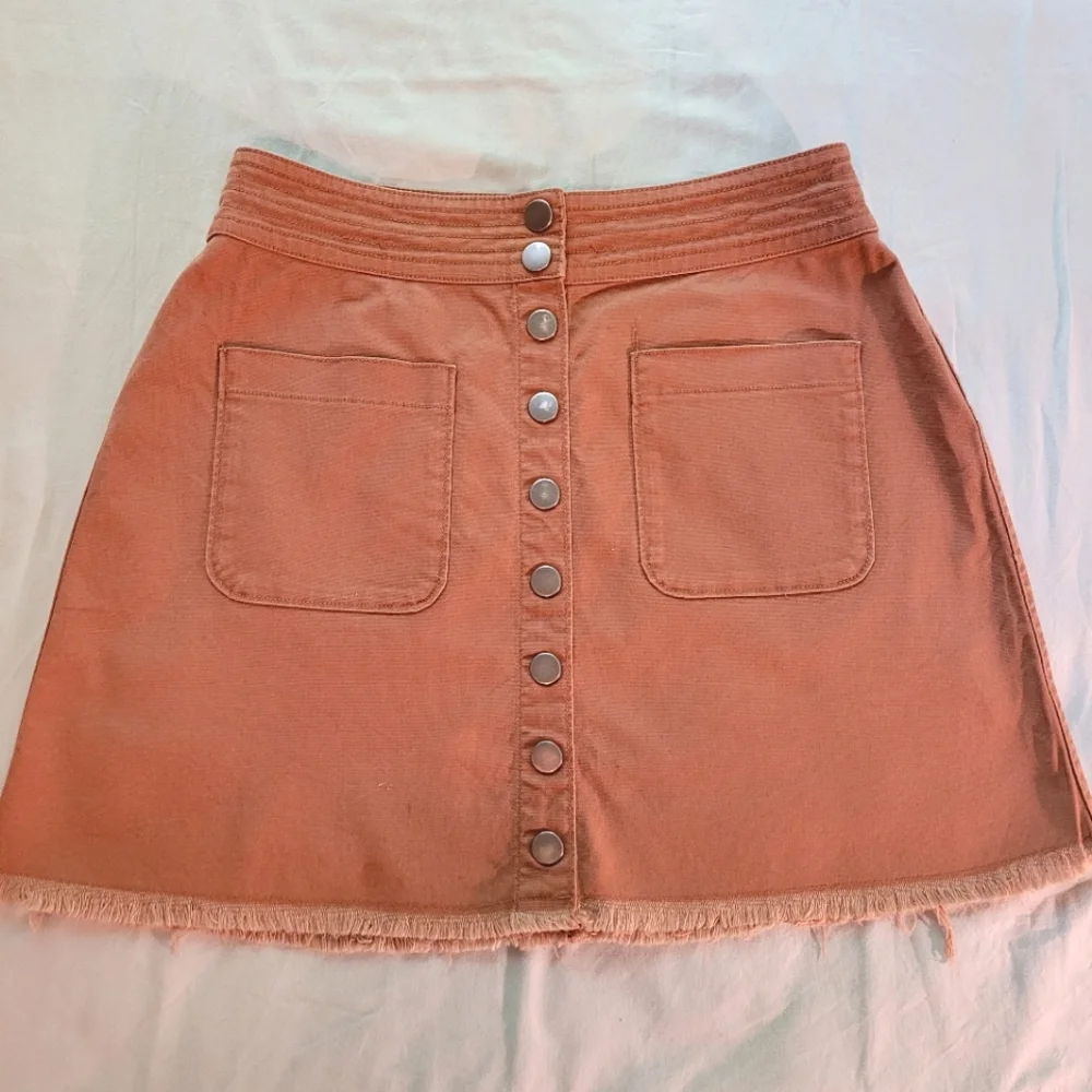 Madewell tan high waisted button front skirt - Picture 3 of 11